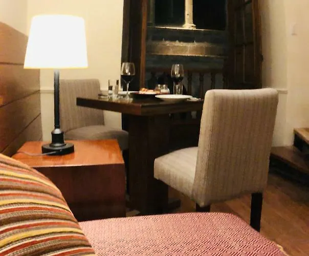 Casa Biru Boutique 2*